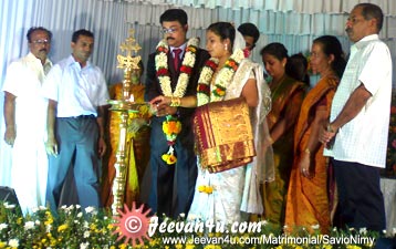 Savio Thampalakad Nimy Thodupuzha Marriage Photo